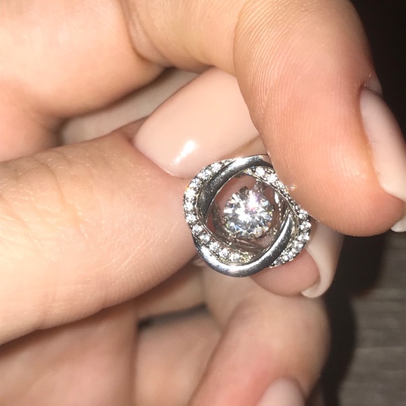 Silver Ring - Picture 4 of 8